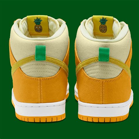 nike dunk pineapple